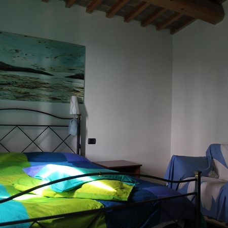 Agriturismo La Valle Del Vento Урбино Екстериор снимка